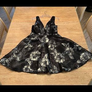 Joenia Black Dress